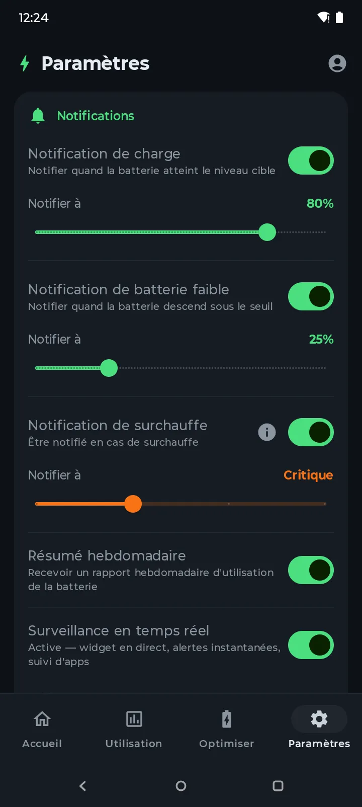 Paramètres de notification de Battery Hero avec les bascules charge, batterie faible, surchauffe et résumé hebdomadaire