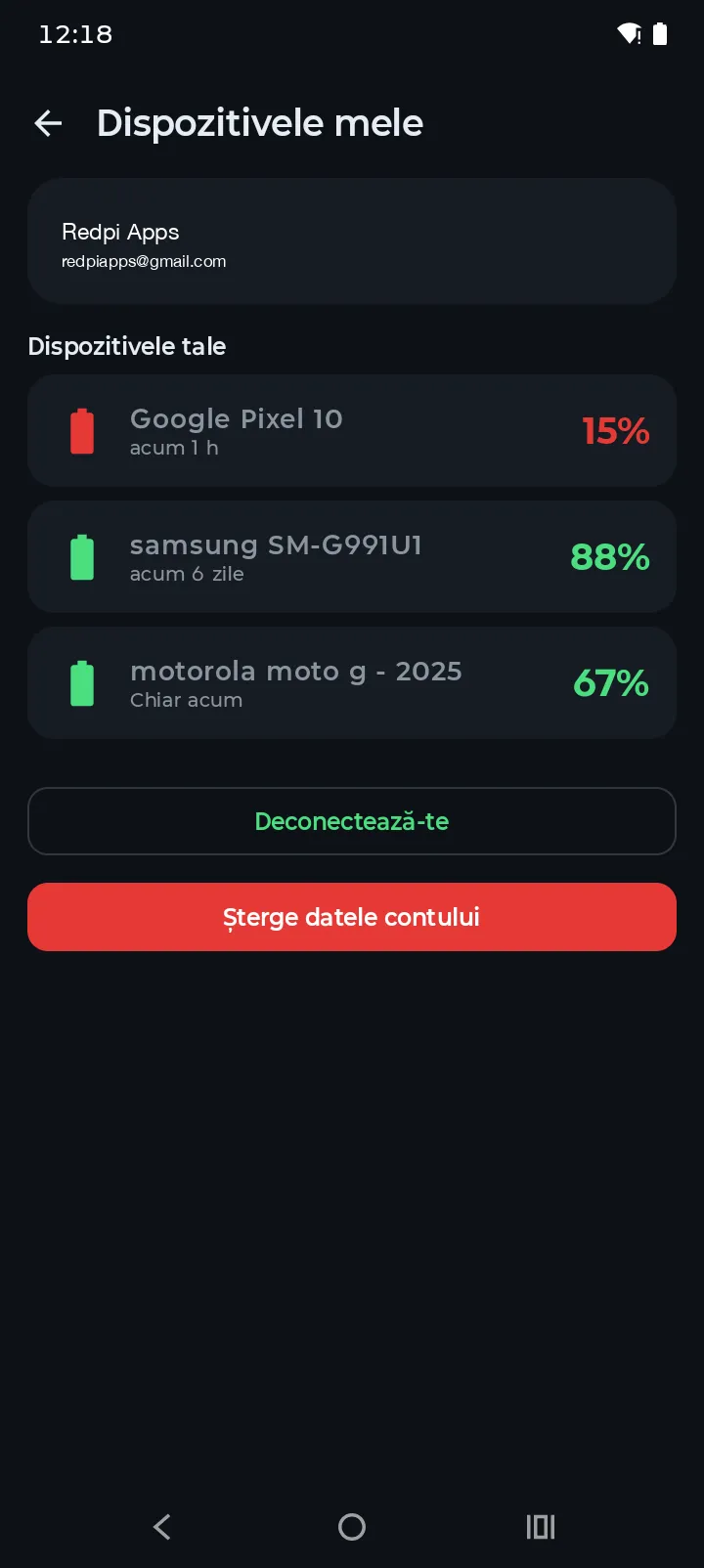 Ecranul Dispozitivele mele Battery Hero arătând trei dispozitive Android sincronizate cu nivelul bateriei